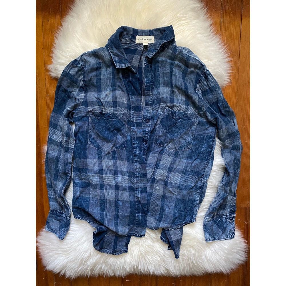 Cloth & stone denim blue plaid button down shirt